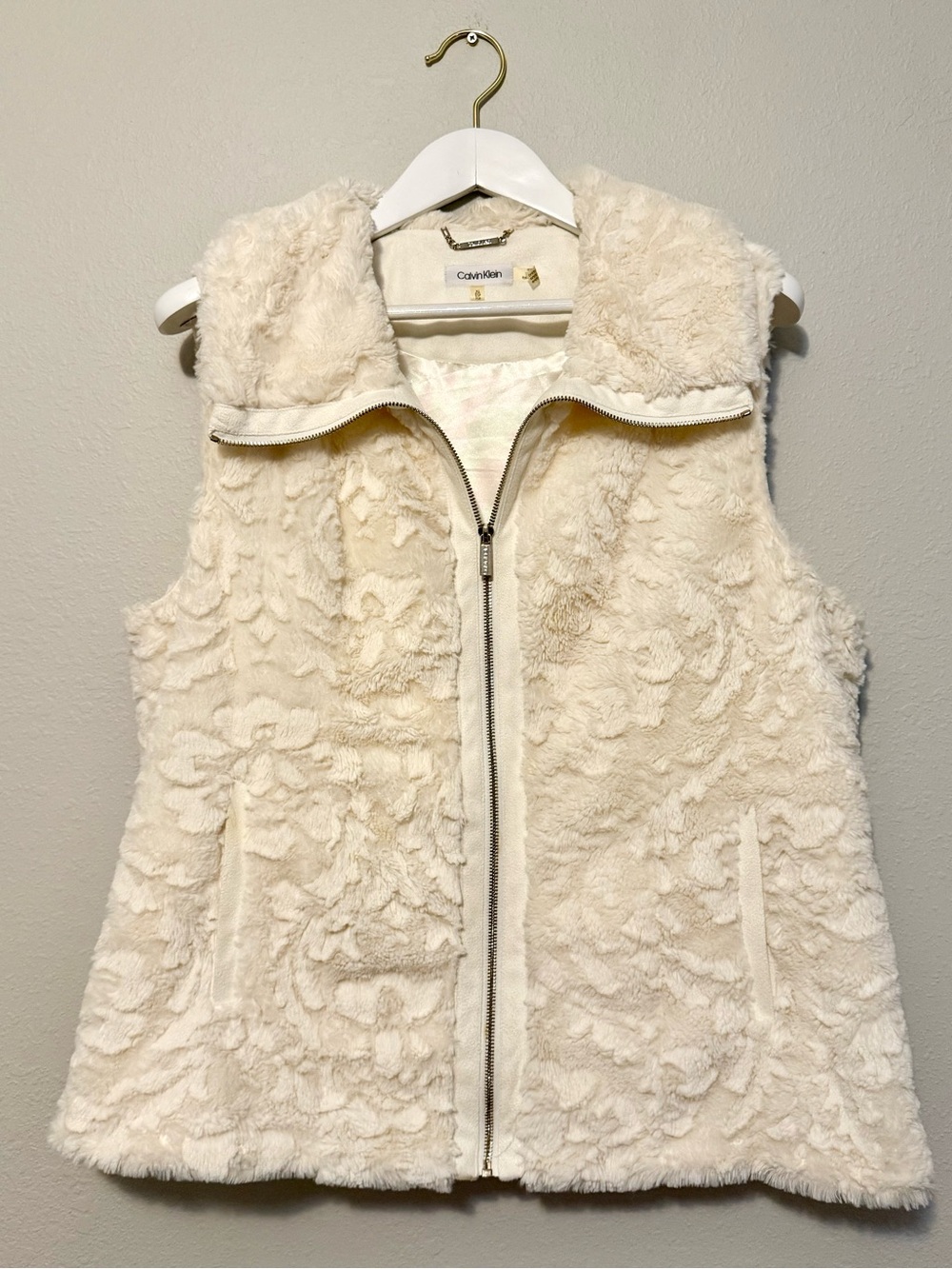 Calvin Klein Floral Faux Fur Vest Cream Size XL Like New